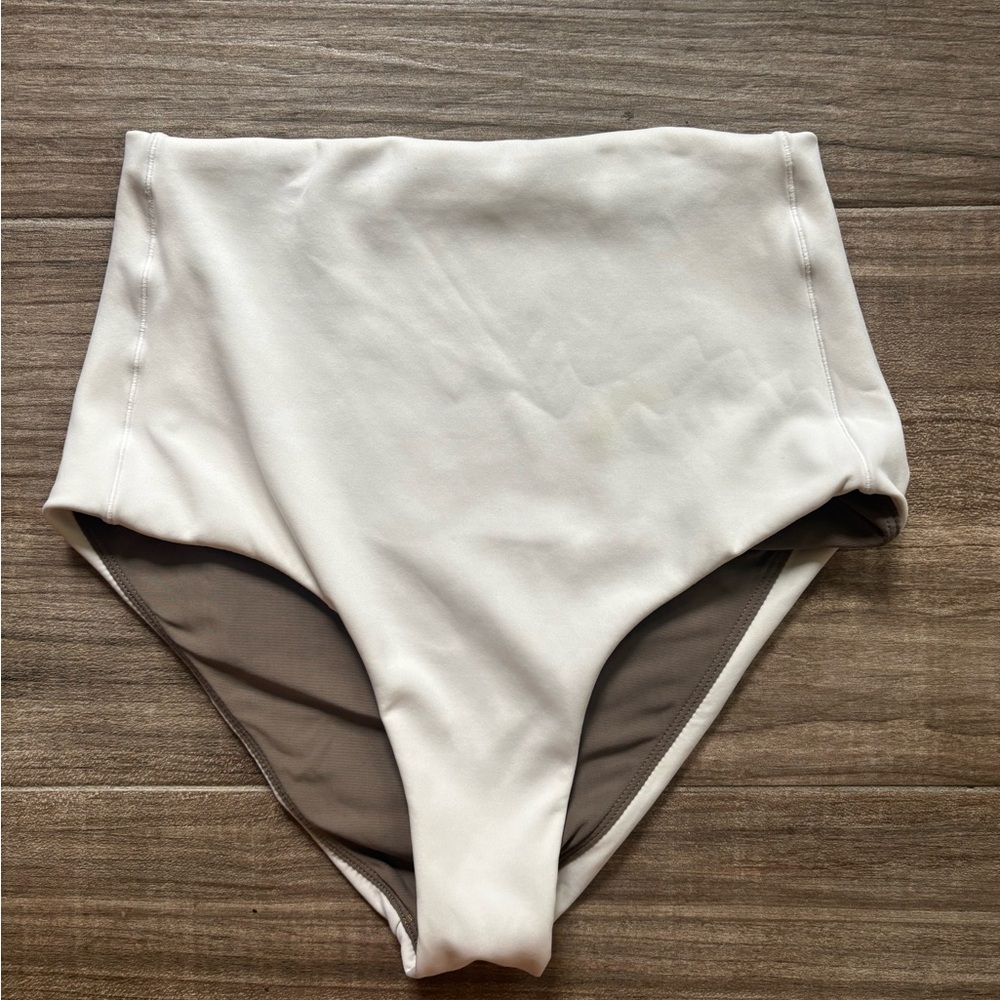 Left on Friday hi tide bottoms in coconut (white) size medium